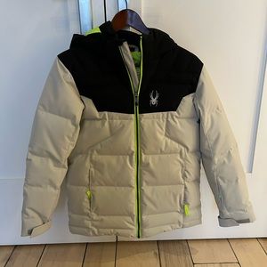 Boys XL Spyder Ski jacket, grey/silver with black and lime highlights